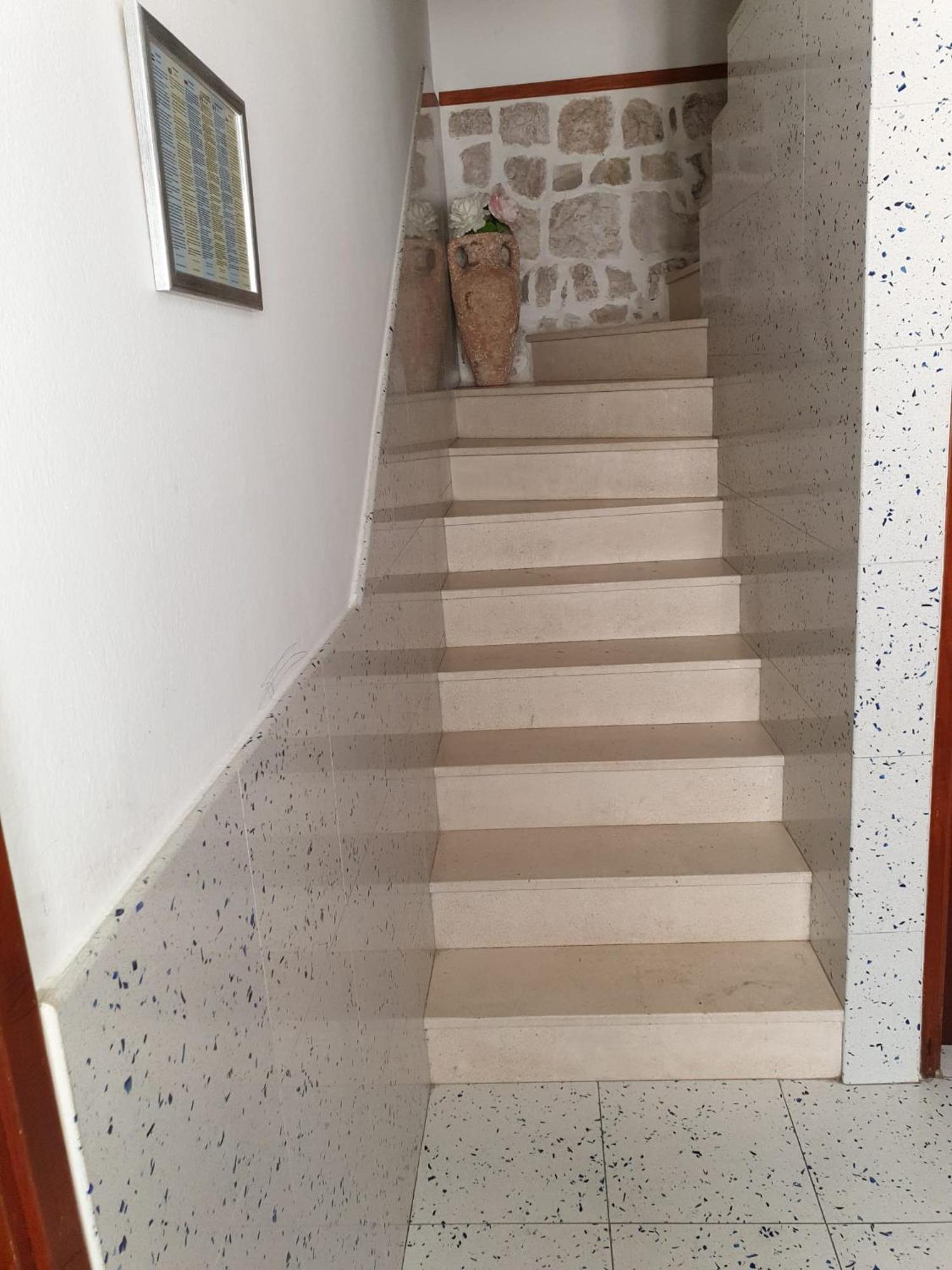 Guest House Kormilo Стон Екстериор снимка