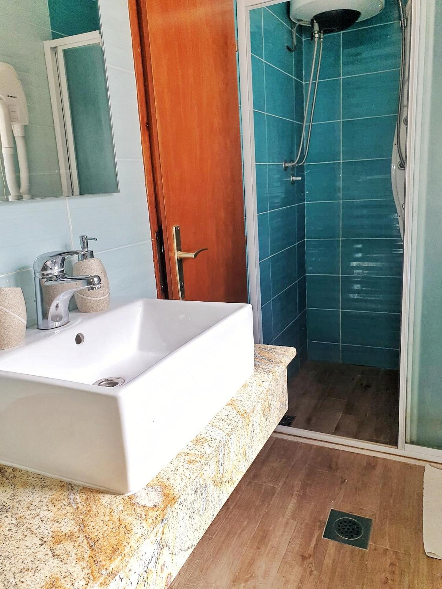 Guest House Kormilo Стон Екстериор снимка